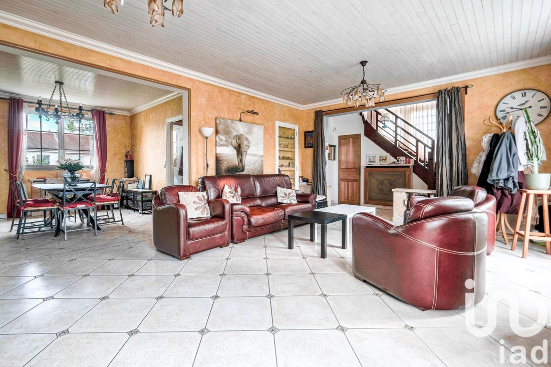 Vente Maison Traditionnelle 6 Pièces In Aulnay Sous Bois, île De France