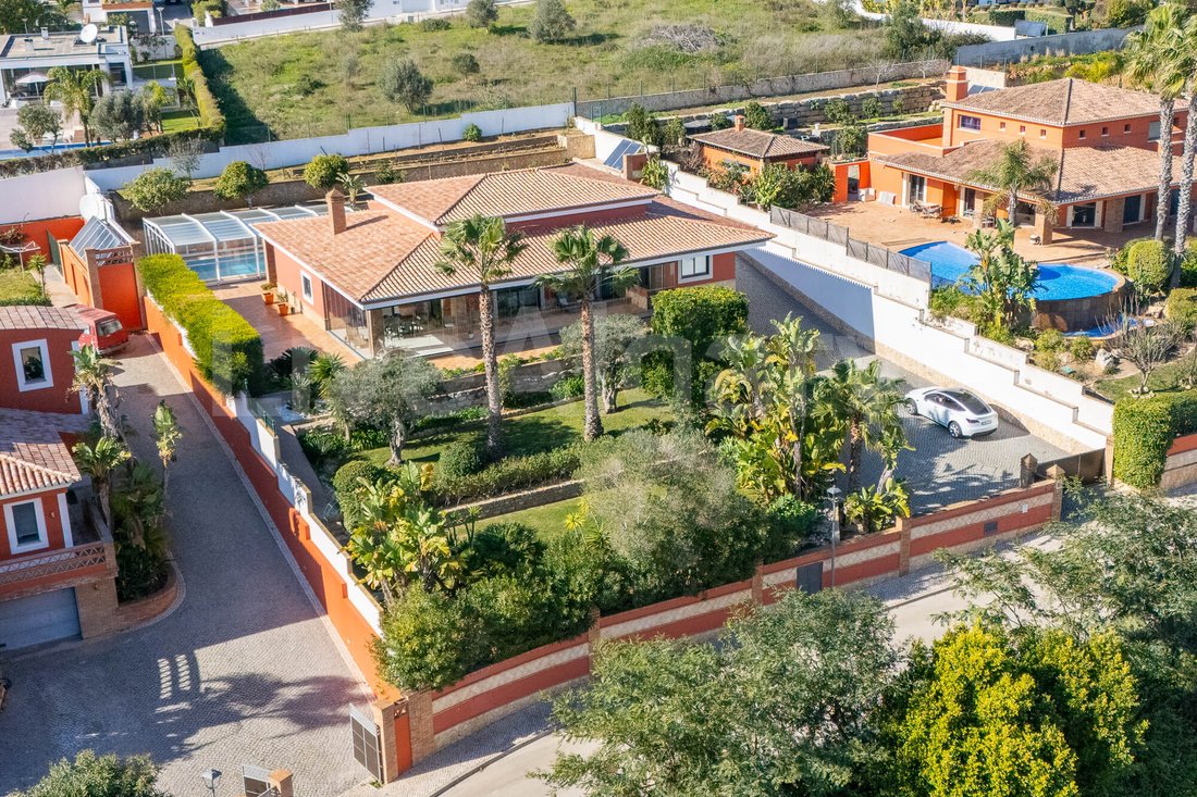 Villa in Praia De Porto Mós, Sao Goncalo de Lagos, Algarve 1 - 15136996