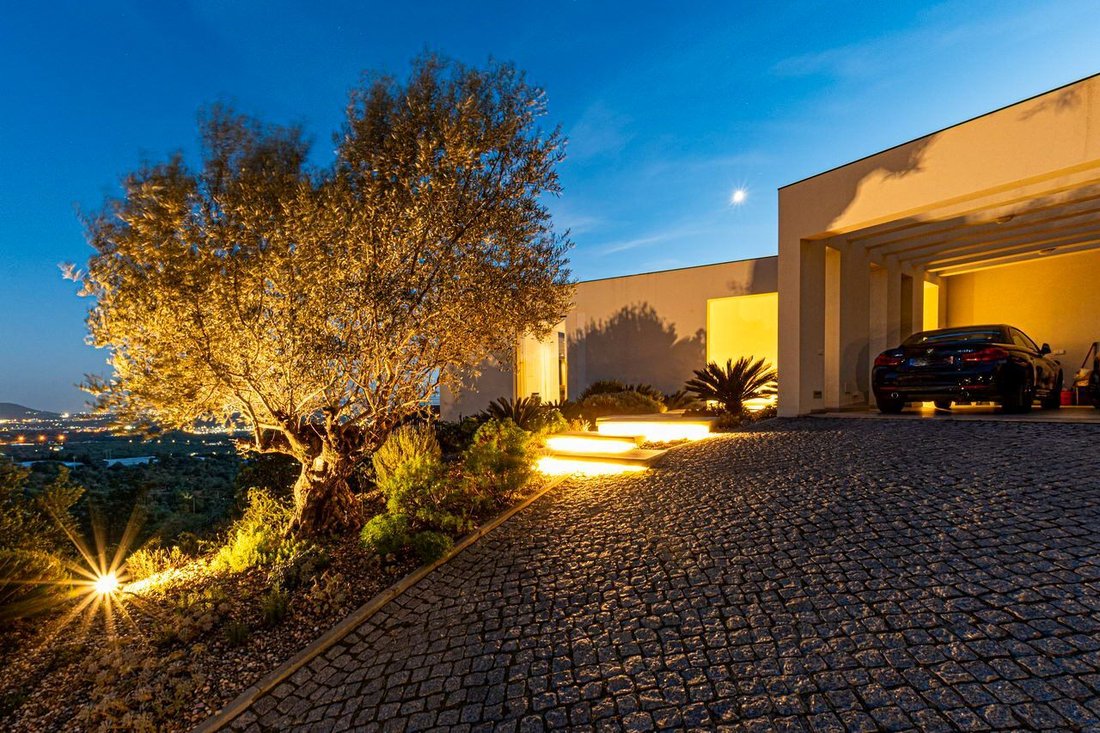 Villa in Loule (Sao Clemente), Algarve, Portugal 2 - 14970520