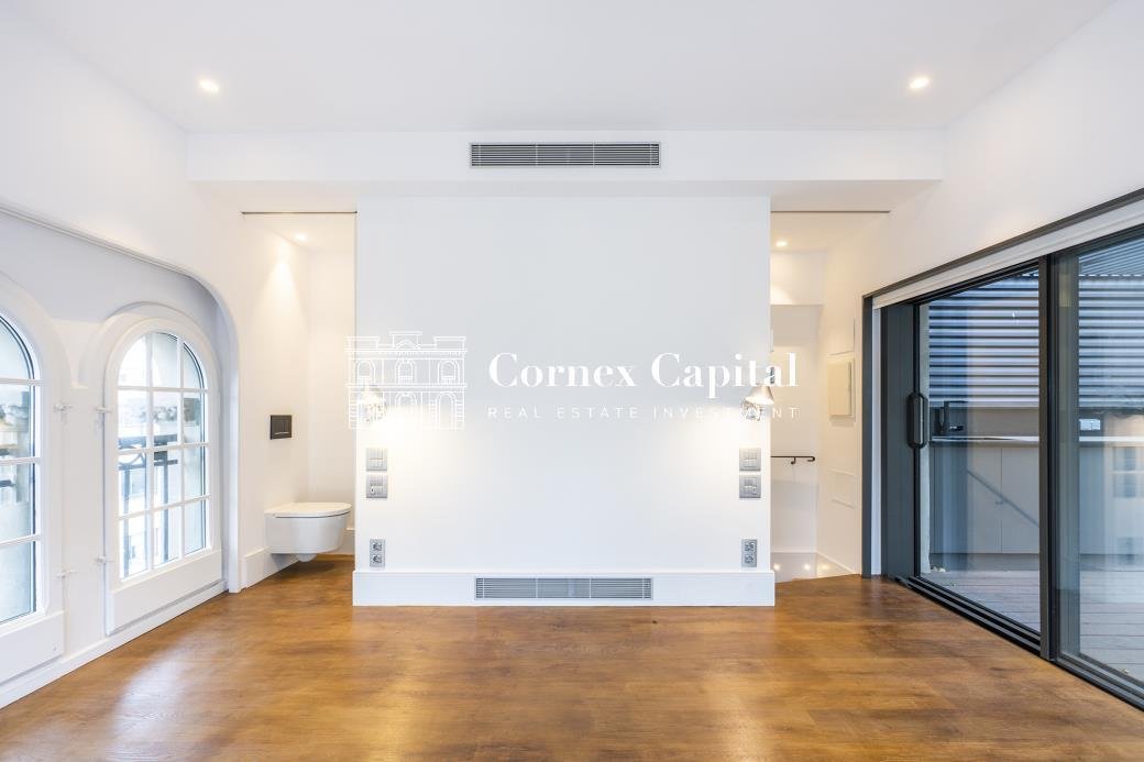 Penthouse in Eixample, Barcelona, Spain 5 - 15136806