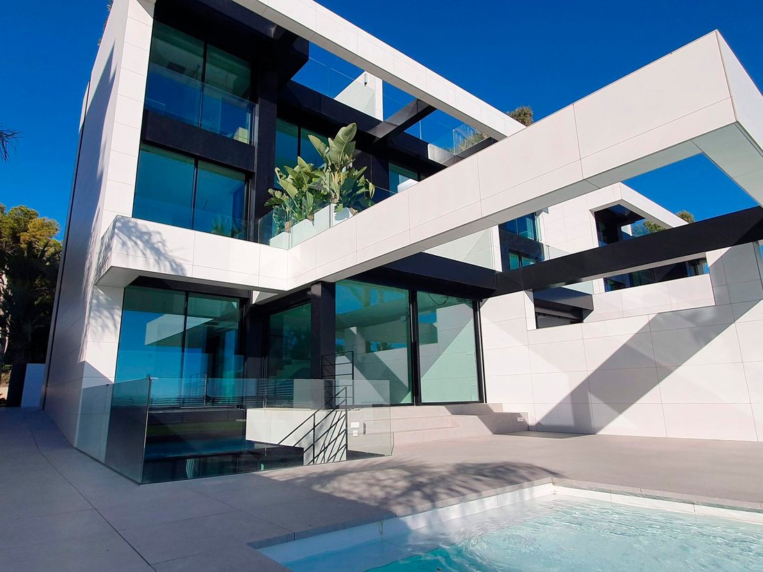 Villa in San Juan Playa, Alicante, Valencian Community 2 - 12415162
