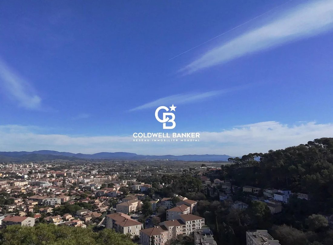 House in Hyeres, Provence-Alpes-Côte d'Azur, France 3 - 15138027