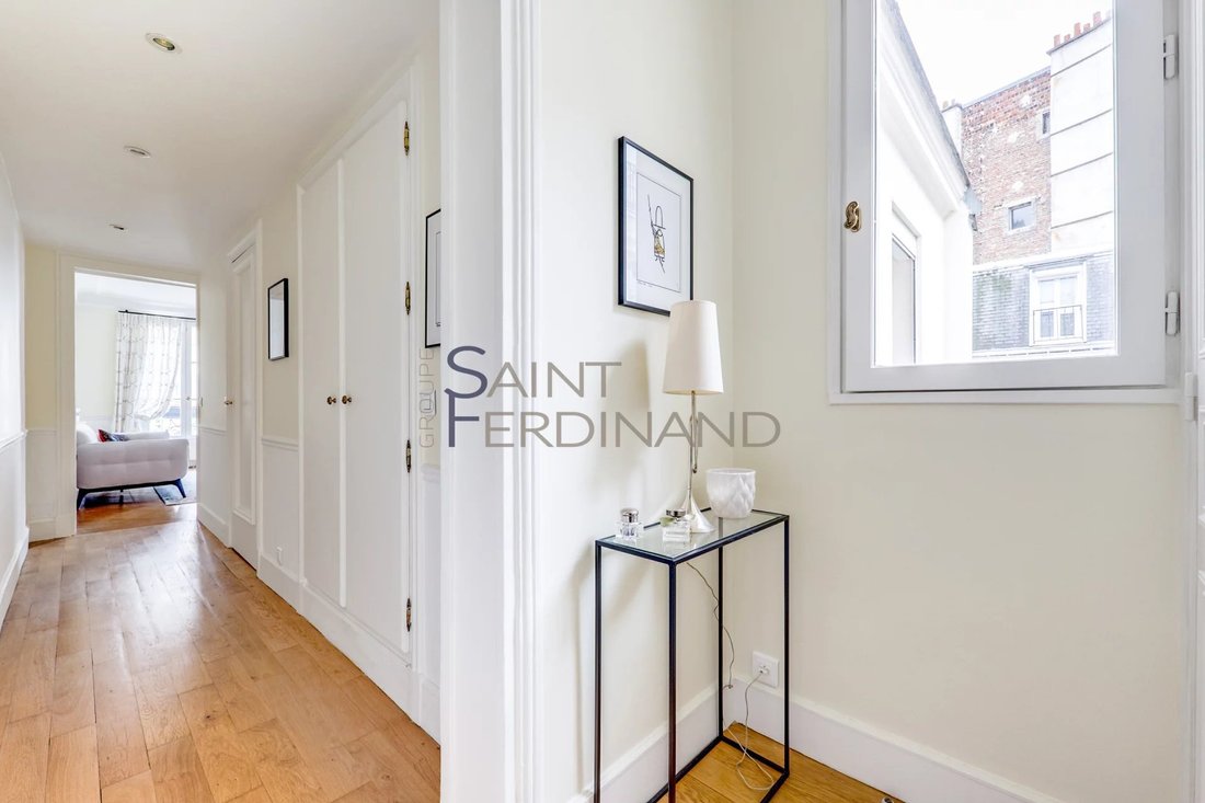 Apartment in Invalides, Paris 7e Arrondissement, Paris 4 - 15138271