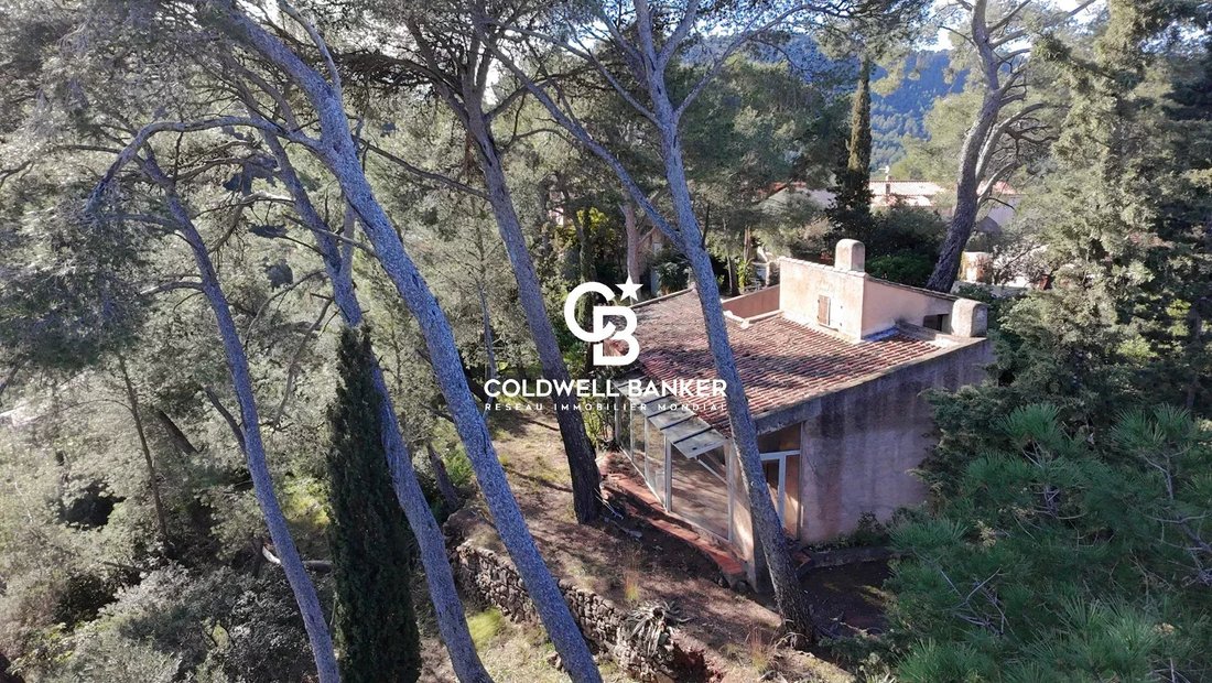 House in Hyeres, Provence-Alpes-Côte d'Azur, France 5 - 15138027