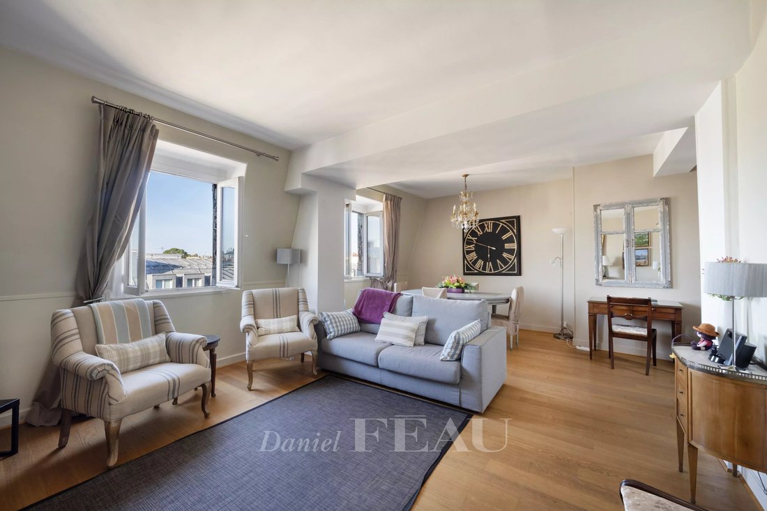 Apartment in Les Halles, Paris 1er Arrondissement, Paris 2 - 15138951