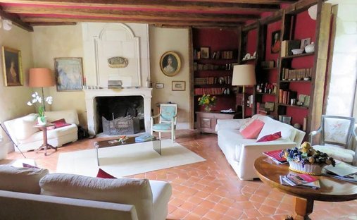 Castle for Sale in Sainte-Thorette, Centre-Val de Loire, France