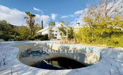 House in Kropia, Attica, Greece 1