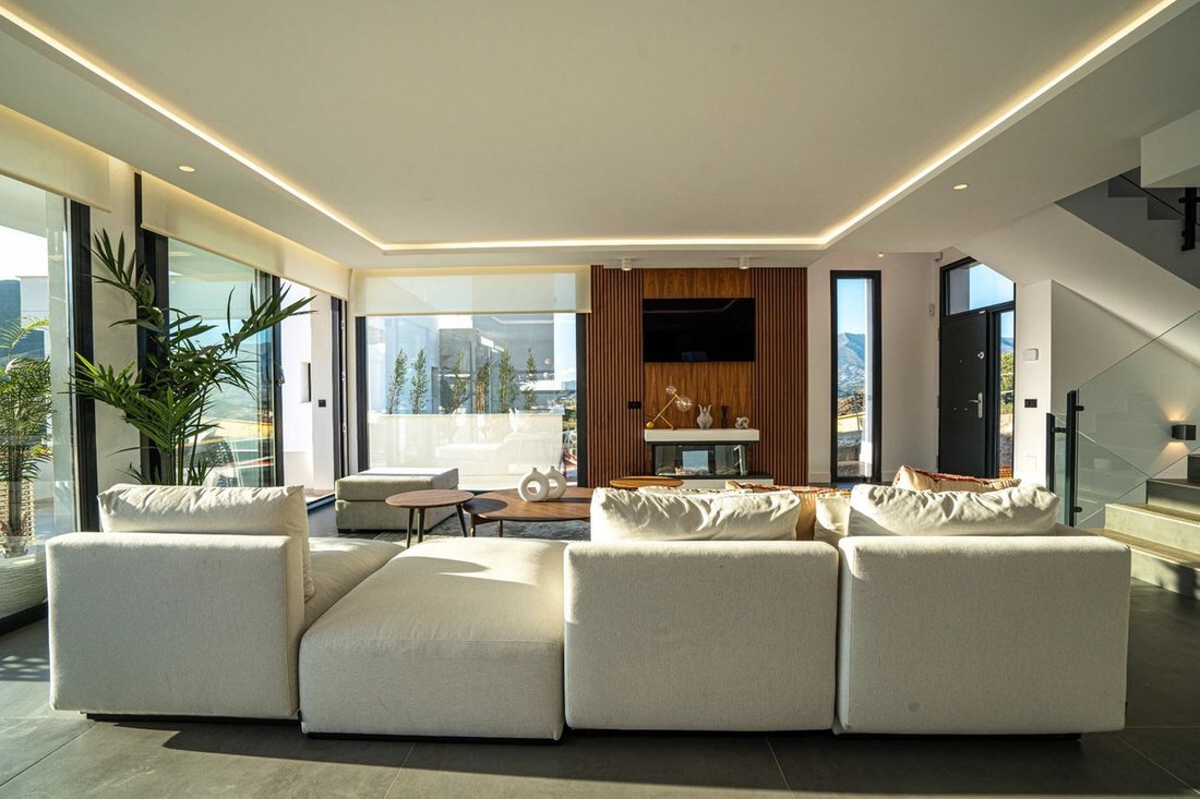 Villa in Mijas, Andalusia, Spain 3 - 15138148