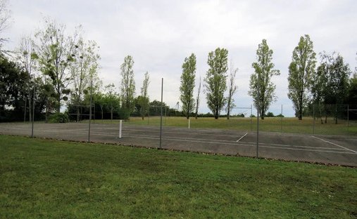 Castle for Sale in Sainte-Thorette, Centre-Val de Loire, France