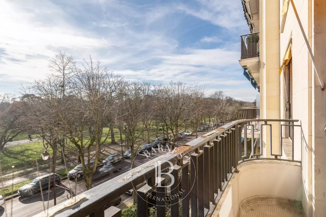 Apartment in Bois de Boulogne, Paris 16e Arrondissement, Paris 4 - 13785430