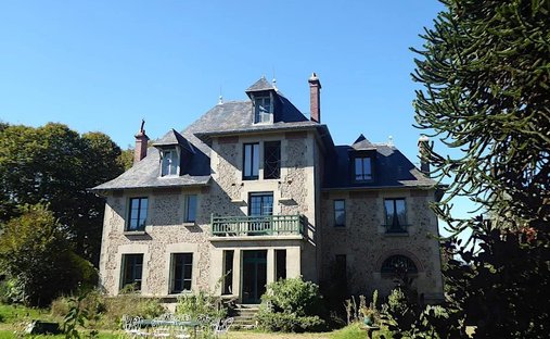 A 19th Century Manor House And Outbuildings, In Almost 3 Hectares Of Grounds, On The Edge Of