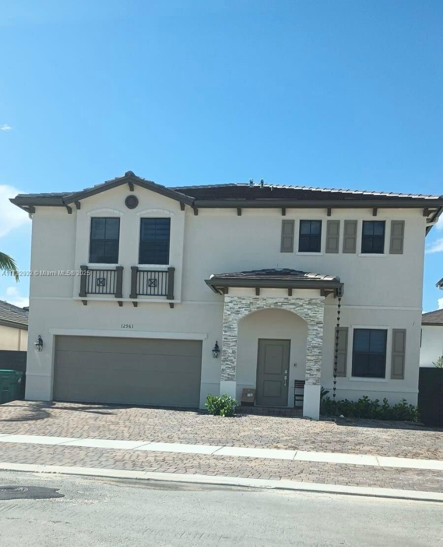 House in Miami, Florida, United States 1 - 15139540
