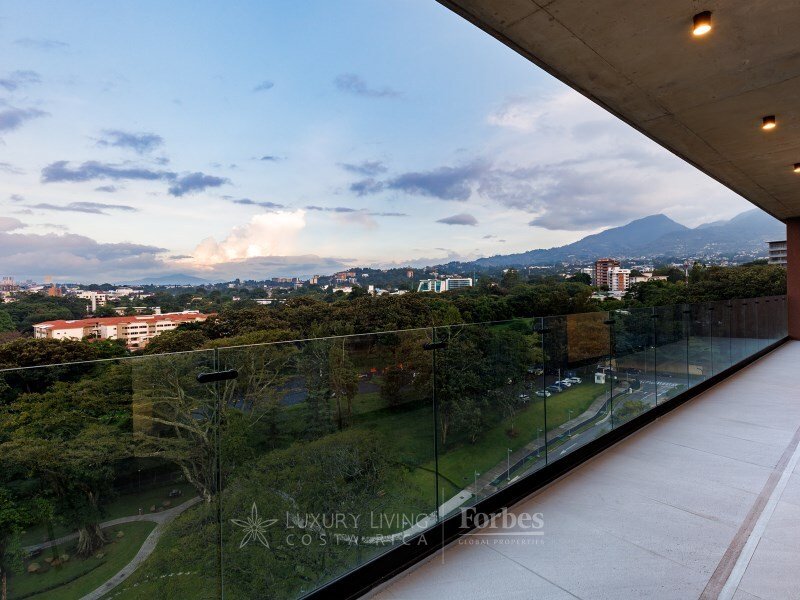 Apartment in Escazu, San José Province, Costa Rica 2 - 15139802