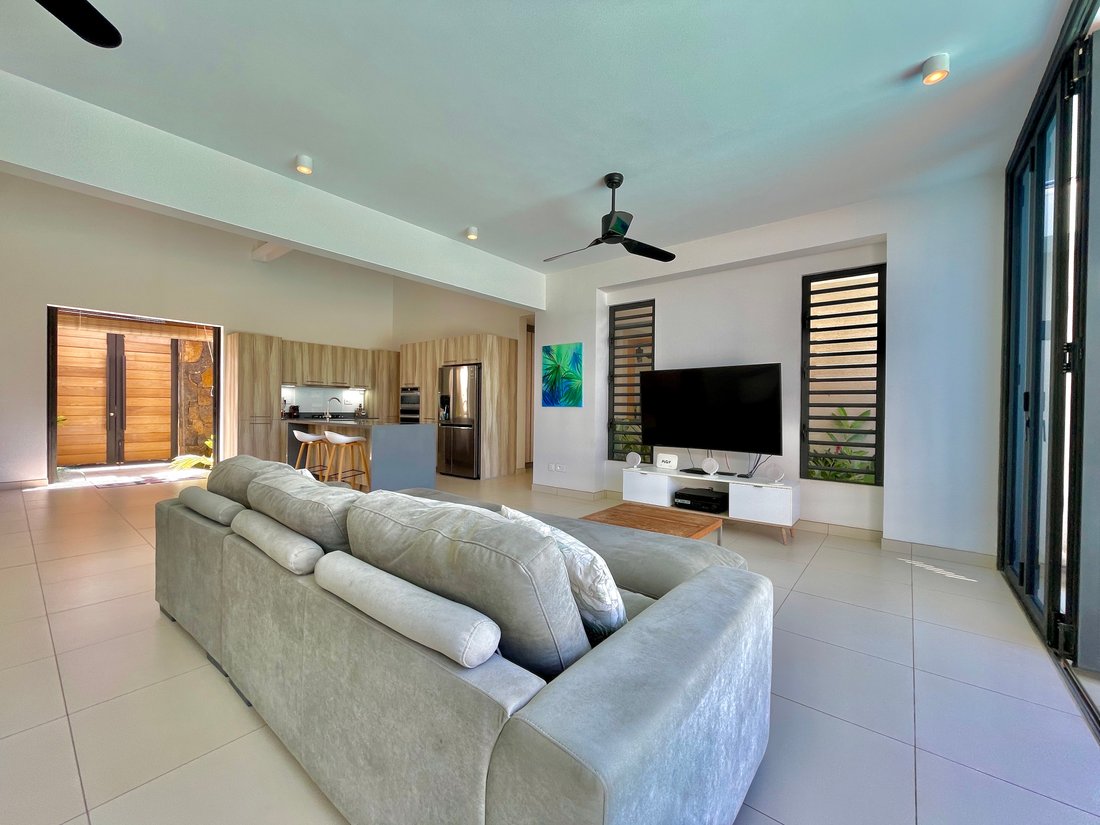 Villa in Grand Baie, Rivière du Rempart District, Mauritius 3 - 15140552