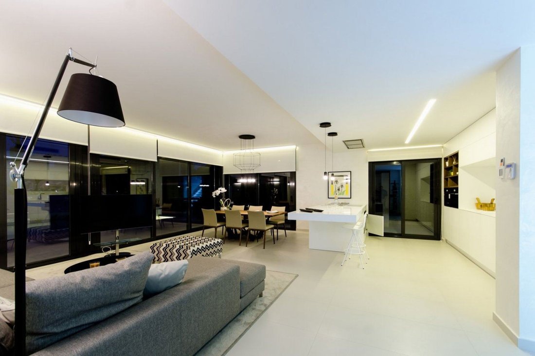 Villa in Orihuela, Valencian Community, Spain 5 - 15142249