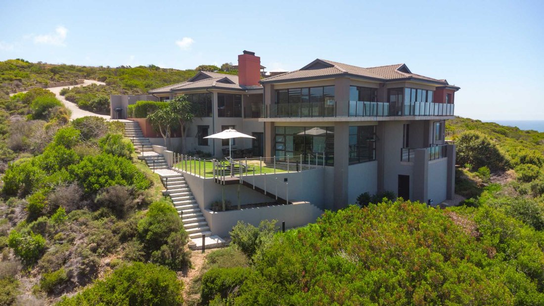 House in Mossel Bay Golf Estate, Western Cape, South Africa 2 - 15142178