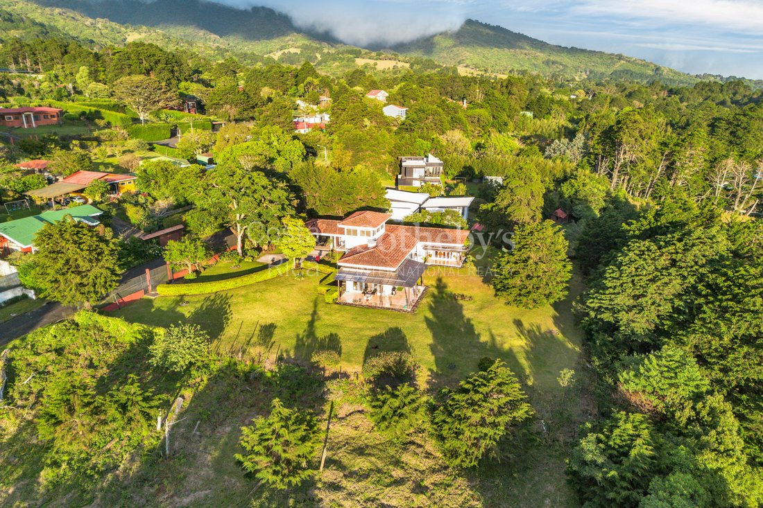 House in San Rafael, Heredia Province, Costa Rica 5 - 15141008
