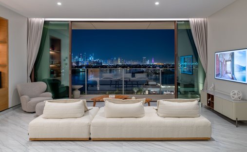 Apartment in Palm Jumeirah, Dubai, United Arab Emirates 1