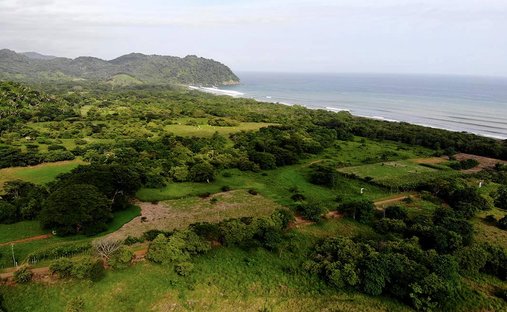 Land in Playa Camaronal, Nandayure, Costa Rica 1