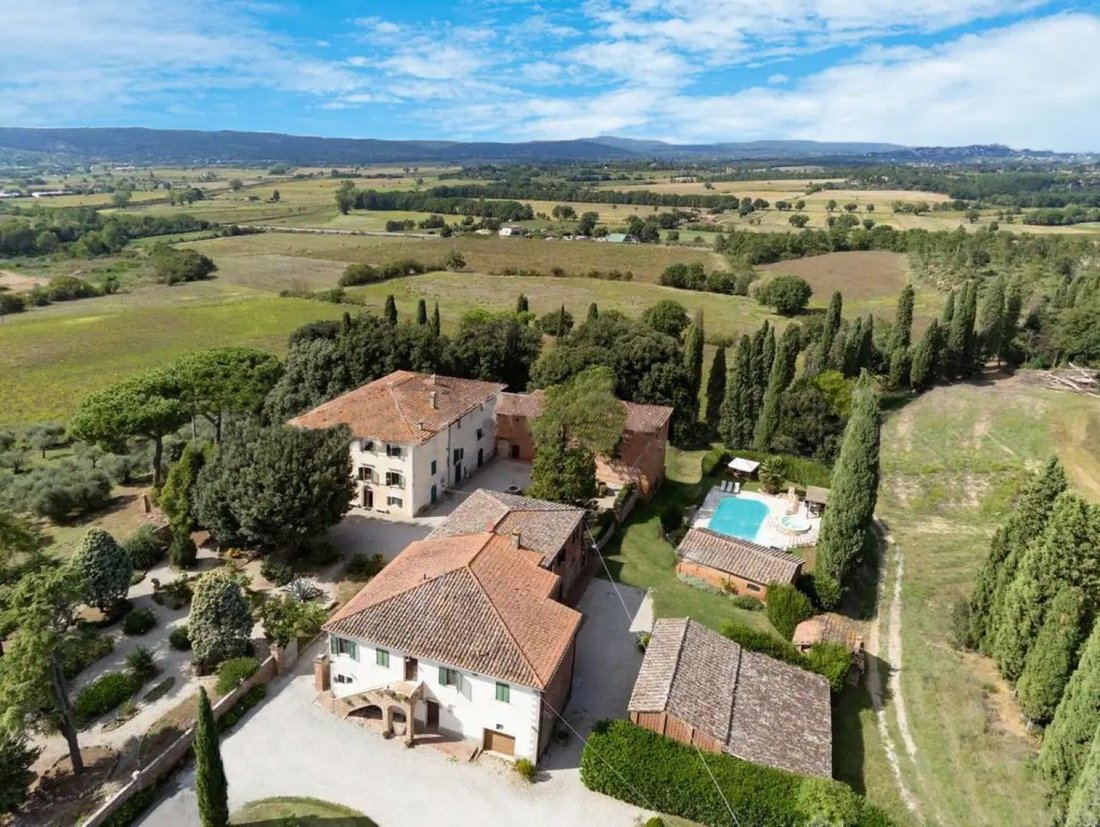 Casa en Sinalunga, Toscana, Italia 1 - 13688069