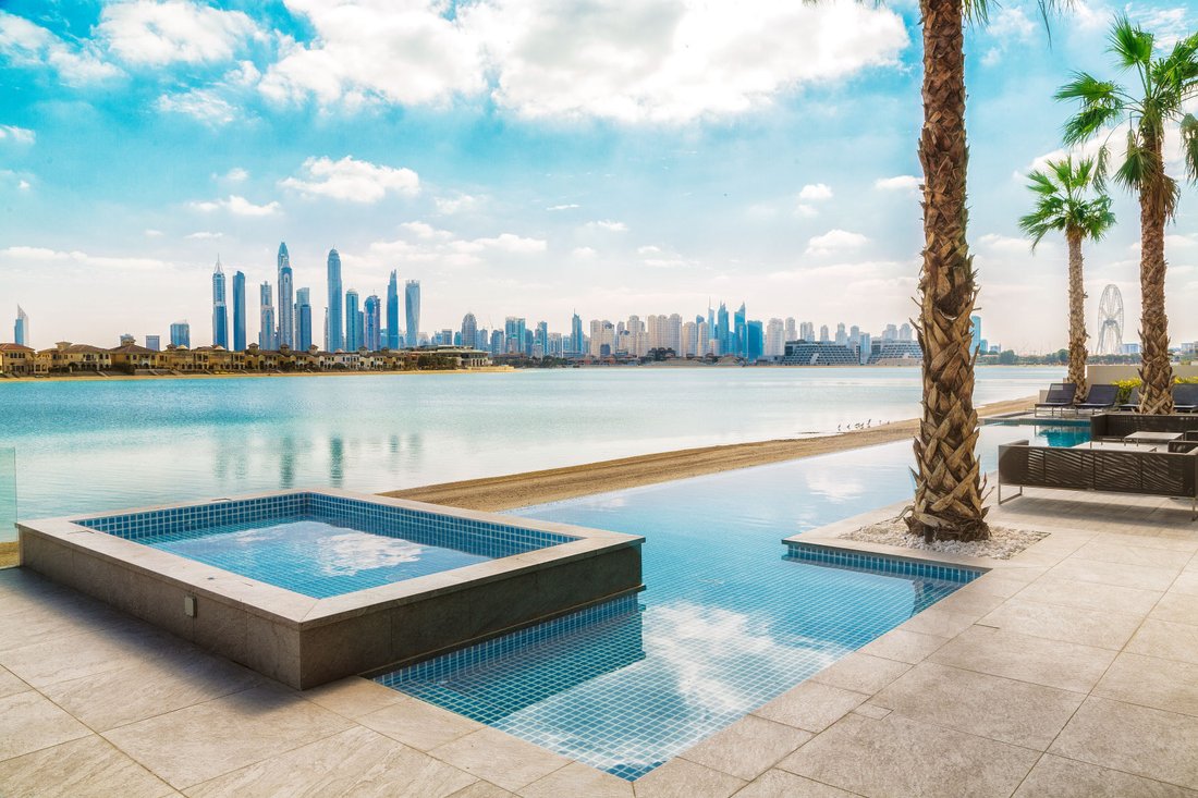 Villa in Palm Jumeirah, Dubai, United Arab Emirates 2 - 15146319