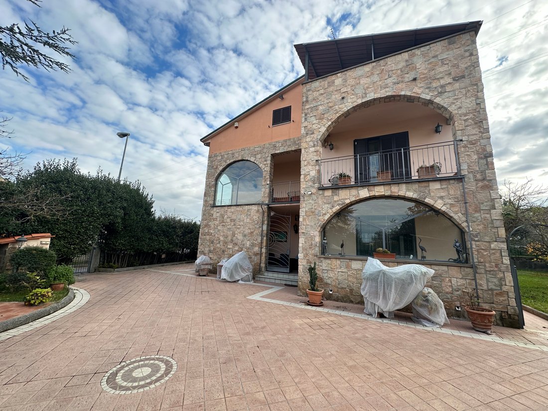 Villa a San Romano, Toscana, Italia 2 - 15145016