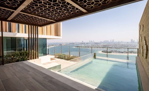 Apartment in Palm Jumeirah, Dubai, United Arab Emirates 1