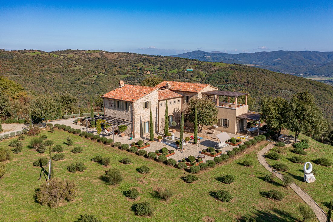 Villa en Passignano sul Trasimeno, Umbría, Italia 1 - 15144902