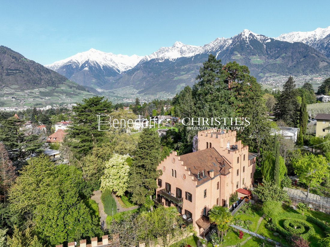Castillo en Merano, Trentino-Alto Adigio, Italia 1 - 14274099