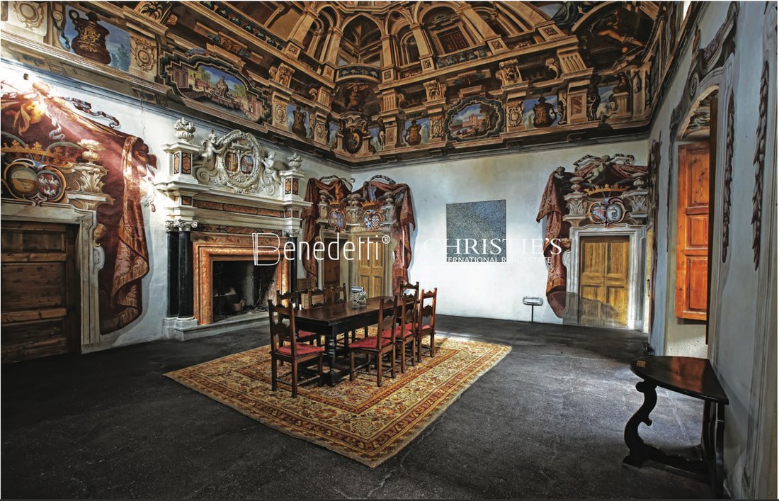 Castle in Tirano, Lombardy, Italy 1 - 14865408