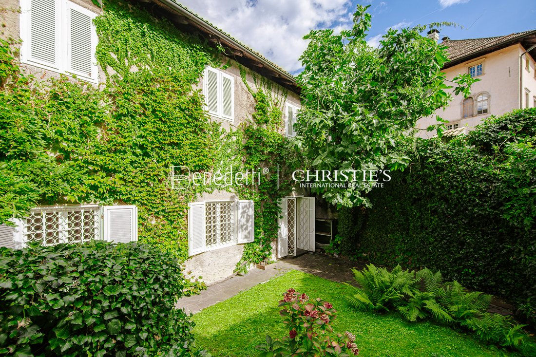 Villa en Bolzano, Trentino-Alto Adigio, Italia 3 - 14274236