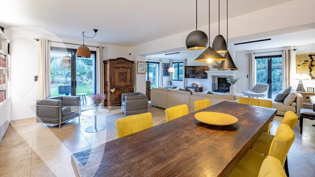 House in Eygalières, Provence-Alpes-Côte d'Azur, France 4 - 15145668