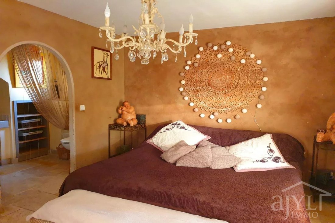 Maison à Rognes, Provence-Alpes-Côte d'Azur, France 4 - 13885053