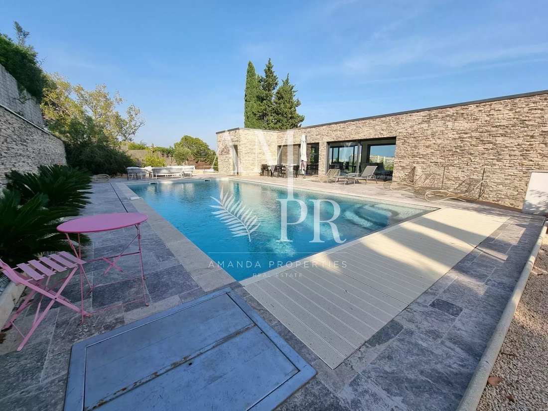 Villa in Les Termes, Mandelieu-la-Napoule, France 3 - 14028394