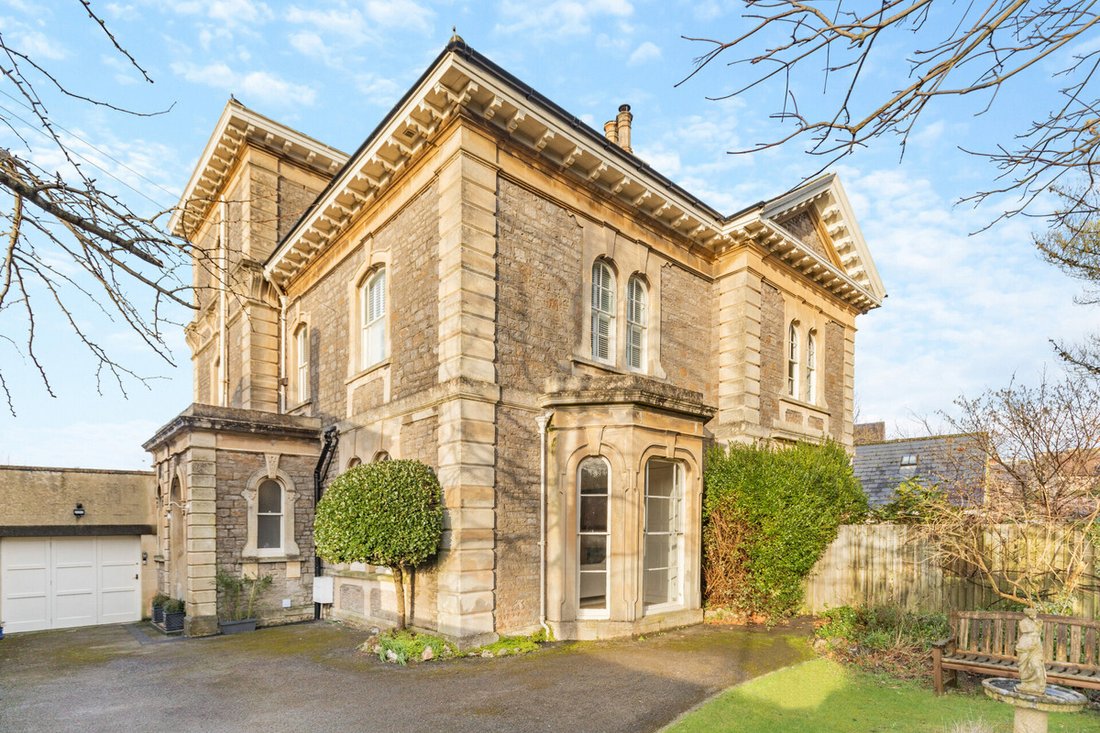 3 Bedroom Semi Detached House For Sale In In Clevedon, England, United ...