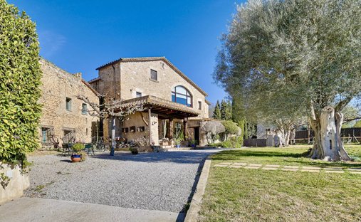 Casa di campagna a Saus, Camallera i Llampaies, Catalogna, Spagna 1