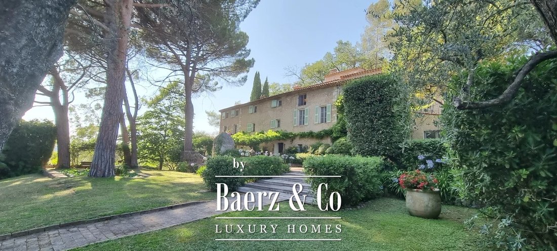 Country House in Grasse, Provence-Alpes-Côte d'Azur, France 3 - 15145997