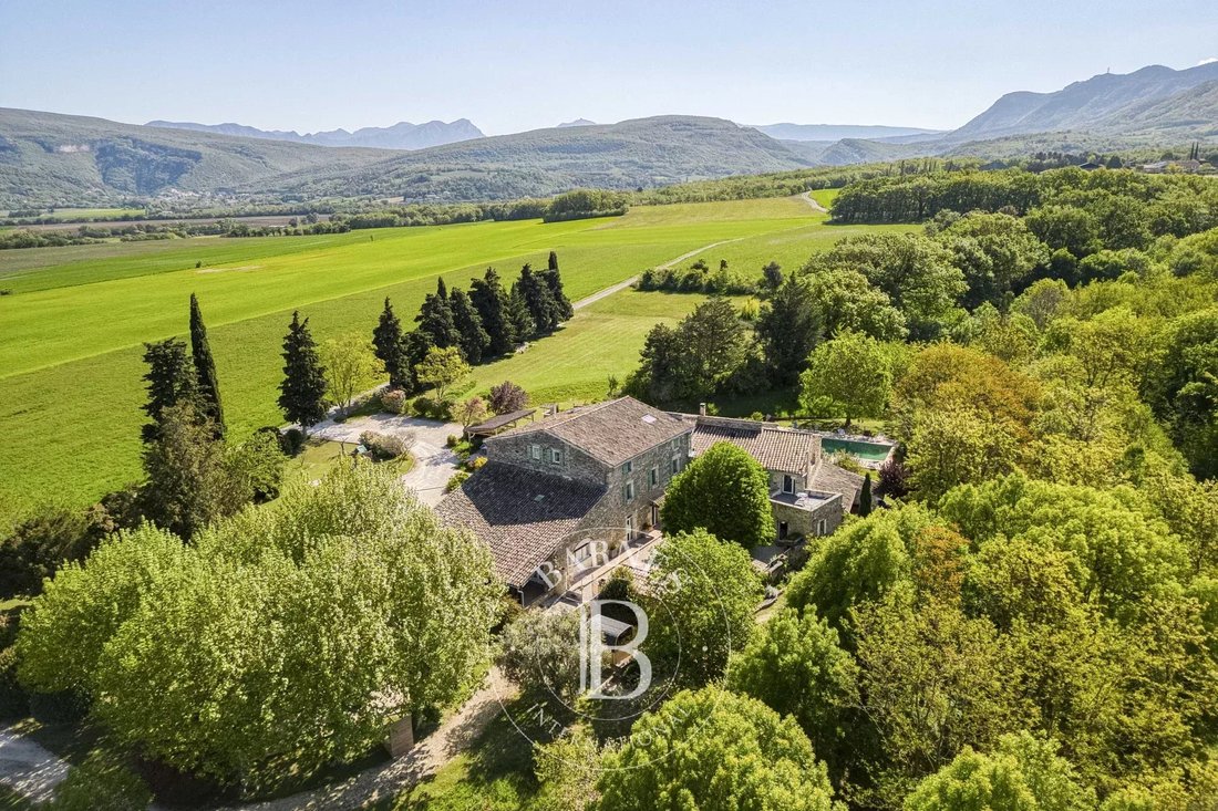 House in La Begude-de-Mazenc, Auvergne-Rhône-Alpes, France 1 - 14184427
