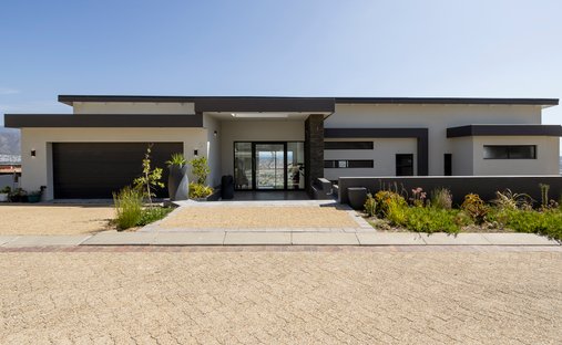House in Cape Town, Western Cape, South Africa 1