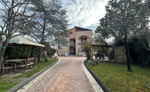 Villa a San Romano, Toscana, Italia 1