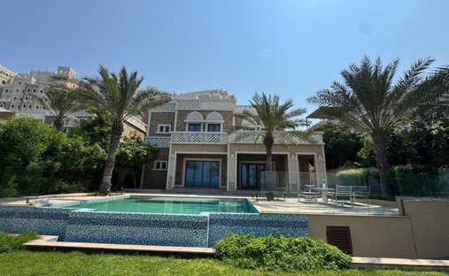 Villa in Dubai, Dubai, United Arab Emirates 1