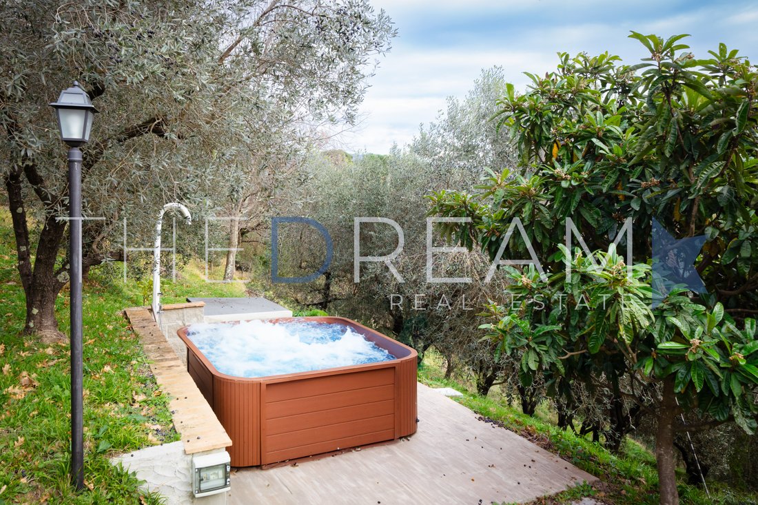 House in Area Monte San Quirico - Sant'Alessio, Lucca, Tuscany 3 - 15148778