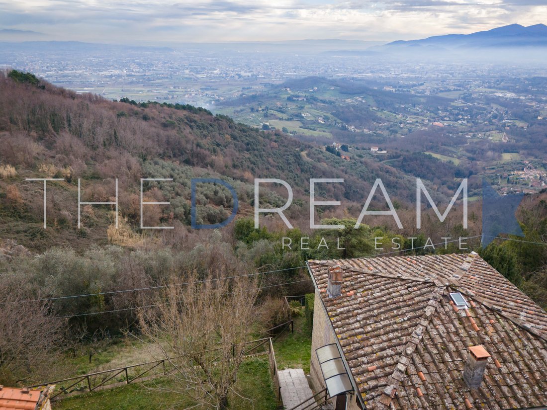 House in Area Monte San Quirico - Sant'Alessio, Lucca, Tuscany 5 - 15148778