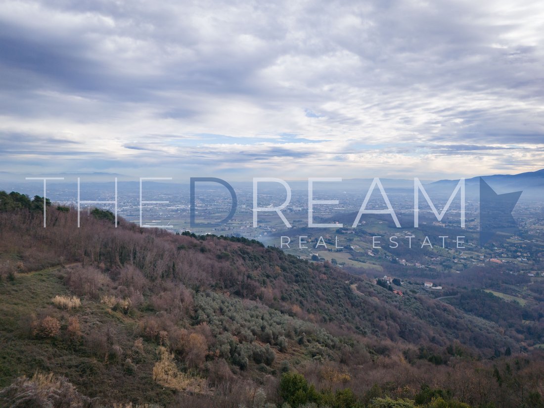 House in Area Monte San Quirico - Sant'Alessio, Lucca, Tuscany 4 - 15148778