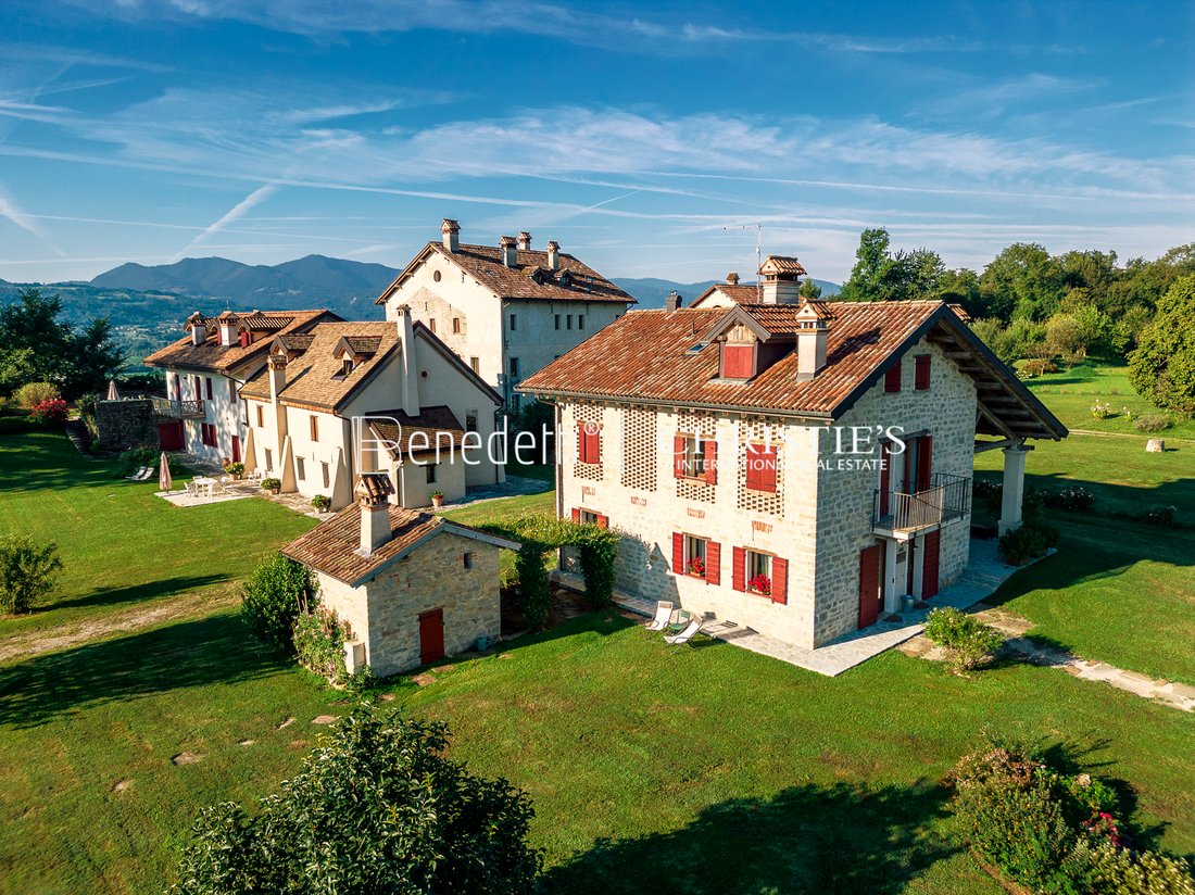 Estate in Center, Belluno, Veneto 3 - 14694104