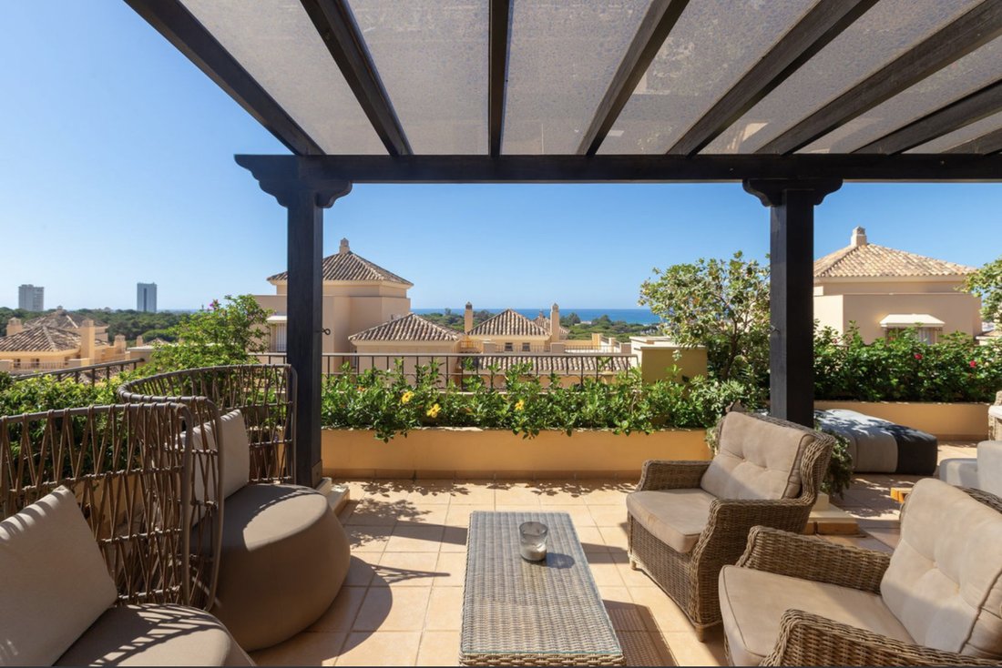 Penthouse in Elviria-Cabopino, Marbella, Spain 1 - 15151440