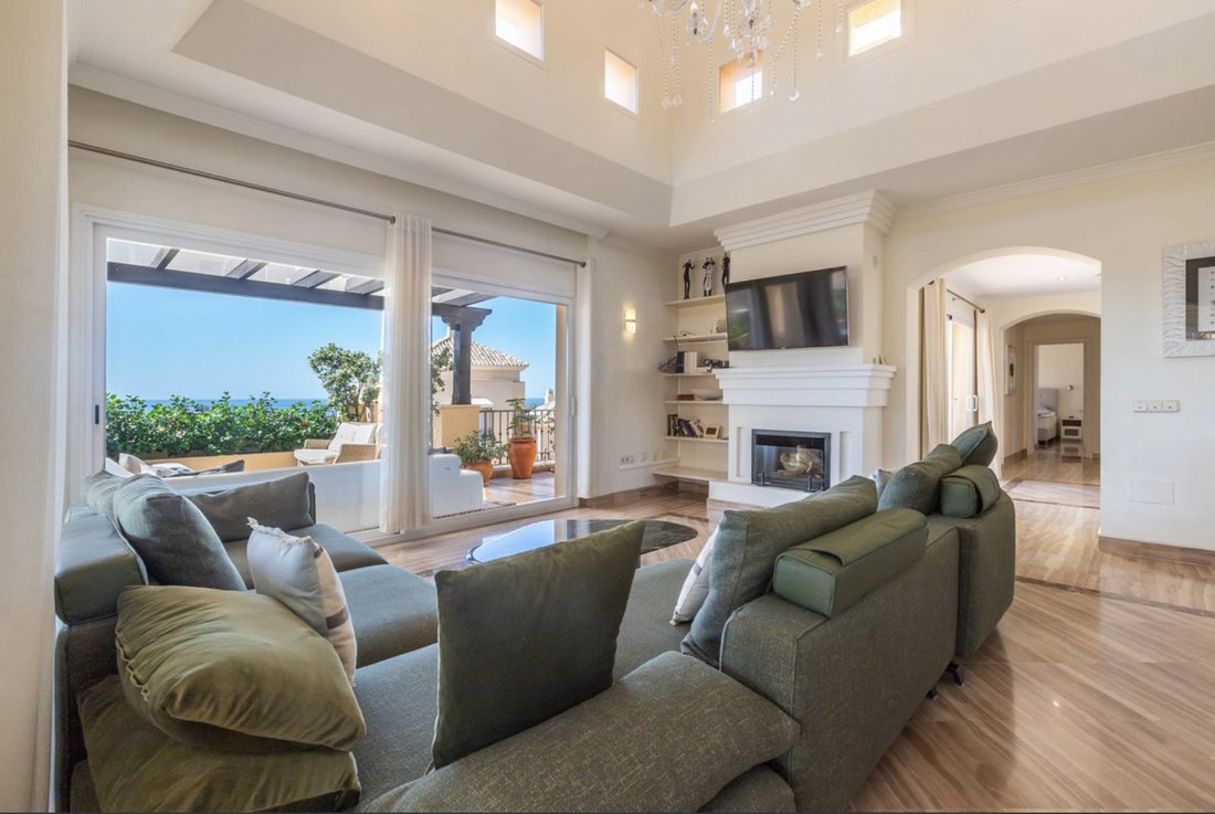 Penthouse in Elviria-Cabopino, Marbella, Spain 5 - 15151440