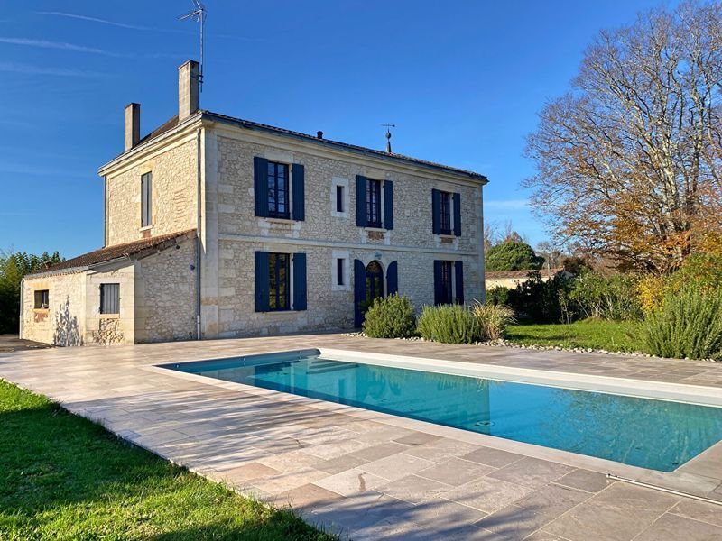 Maison à Sainte-Foy-la-Grande, Nouvelle-Aquitaine, France 1 - 15151171