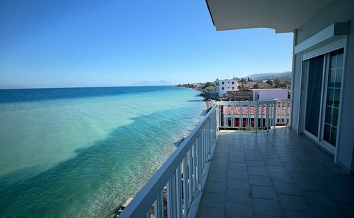 House in Kamari Community, Xylokastro, Greece 1