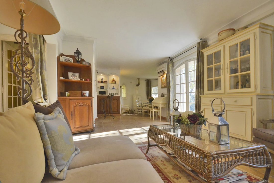 Country House in Vieux Cannet, Le Cannet, France 5 - 15149684